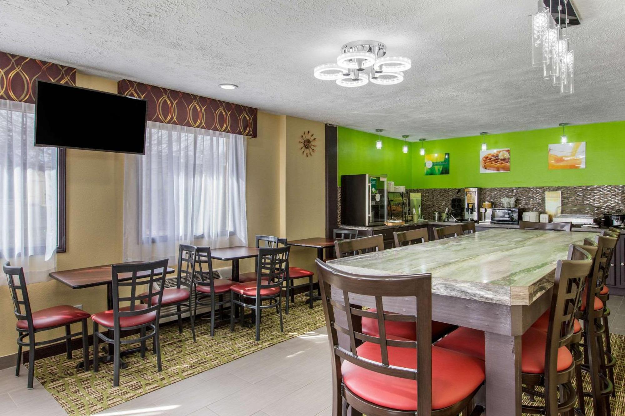 Quality Inn Grand Rapids Near Downtown Wyoming Exterior foto